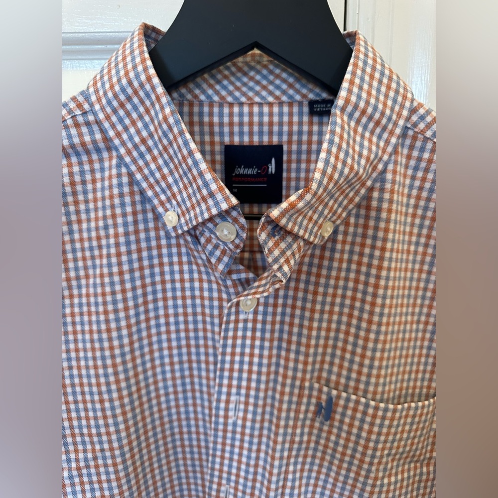 johnnie-O Performance Jr. Button Down Shirt boys 14 blue & light brown like new!